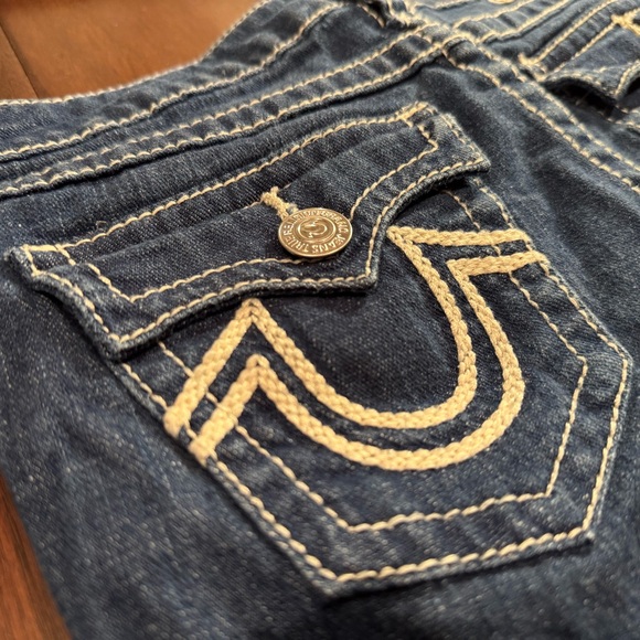 True Religion Women’s Skinny Jean in 2S Body Rise - Picture 1 of 5